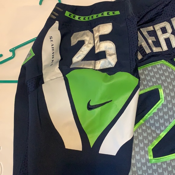 NFL Seattle Seahawks Jersey. - Picture 12 of 16